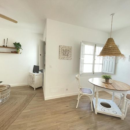 Los Nidos Apartments, פריחיליאנה מראה חיצוני תמונה