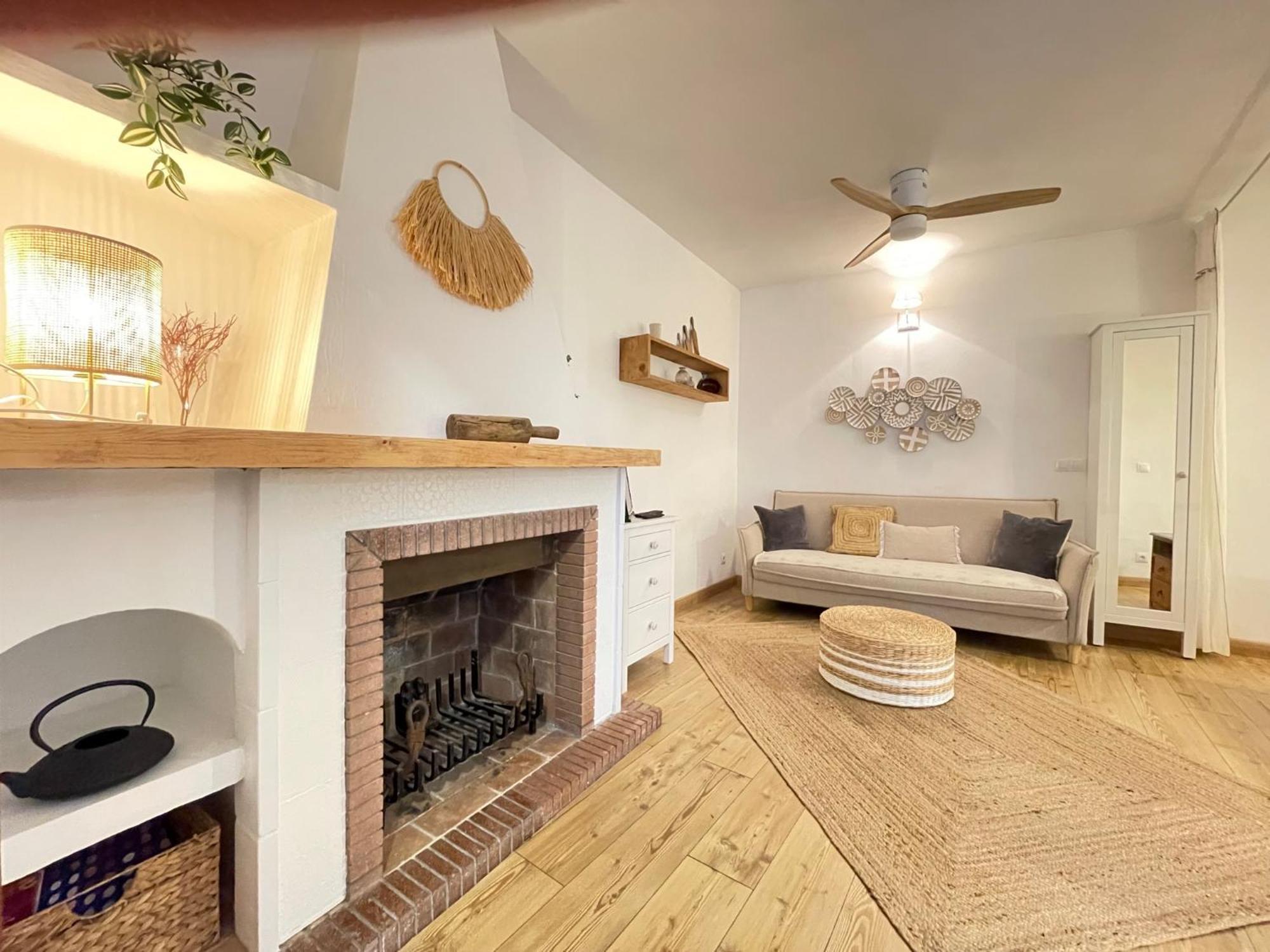 Los Nidos Apartments, פריחיליאנה מראה חיצוני תמונה